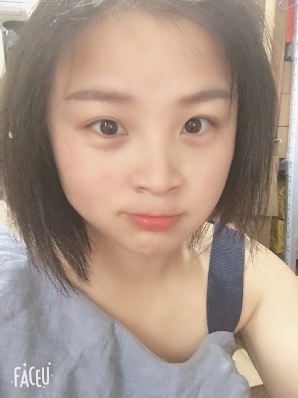 瑞瑞的第一张照片--江苏认干亲服务网