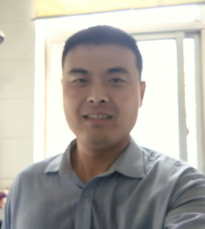 李伟的第一张照片--江苏认干亲服务网