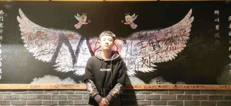 水彩画师的第一张照片--江苏认干亲服务网