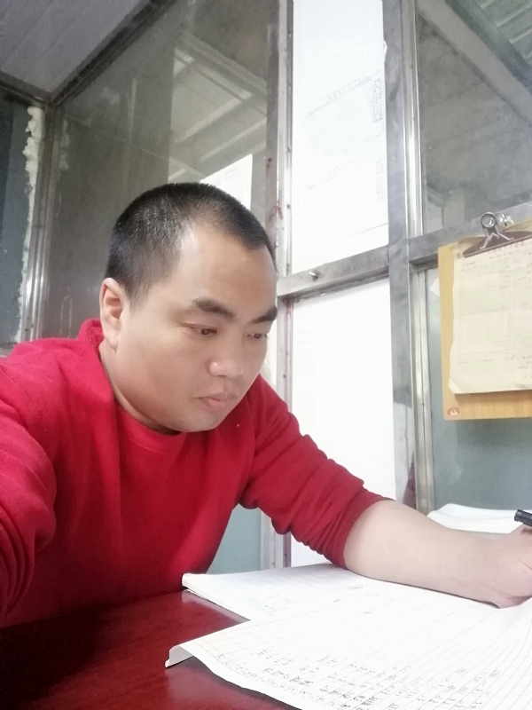 小吴的第一张照片--江苏认干亲服务网