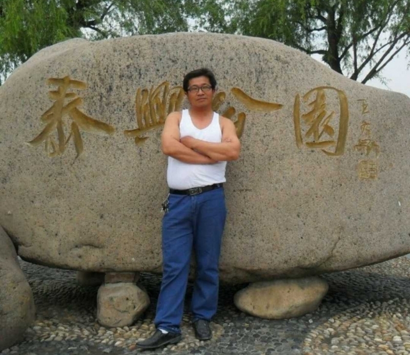 黑哥的第一张照片--江苏认干亲服务网