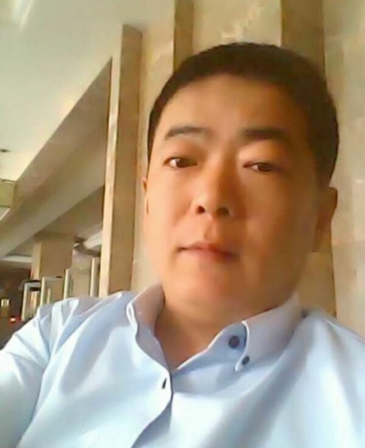 落叶随风的第一张照片--江苏认干亲服务网