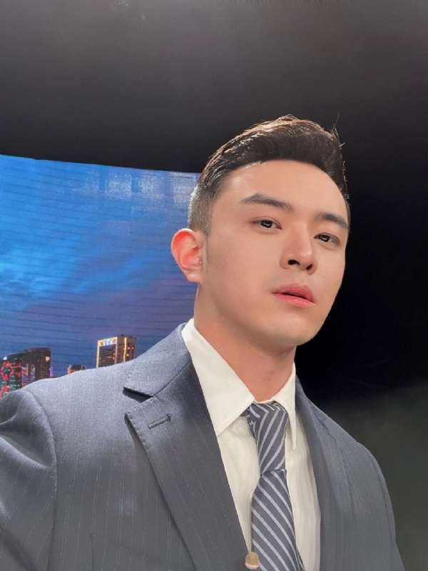 韩哥的第二张照片--江苏认干亲服务网