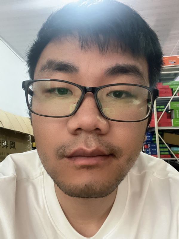 搬砖中的第二张照片--江苏认干亲服务网