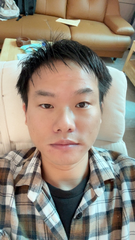 向日葵的第一张照片--江苏认干亲服务网