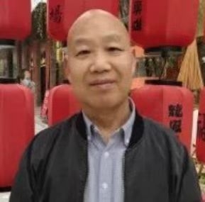 教师作家诗人的第一张照片--江苏认干亲服务网