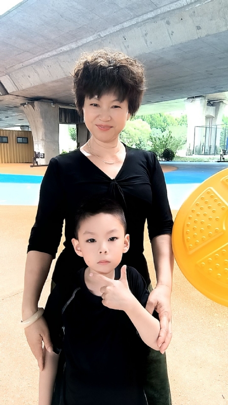 火凤凰的第一张照片--江苏认干亲服务网