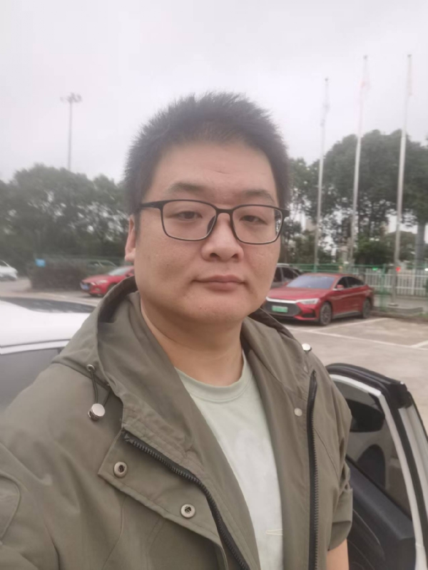 Russell的第一张照片--江苏认干亲服务网